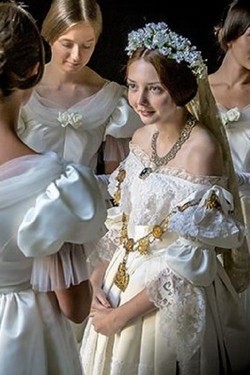 Виктория и Альберт: королевская свадьба - смотреть онлайн